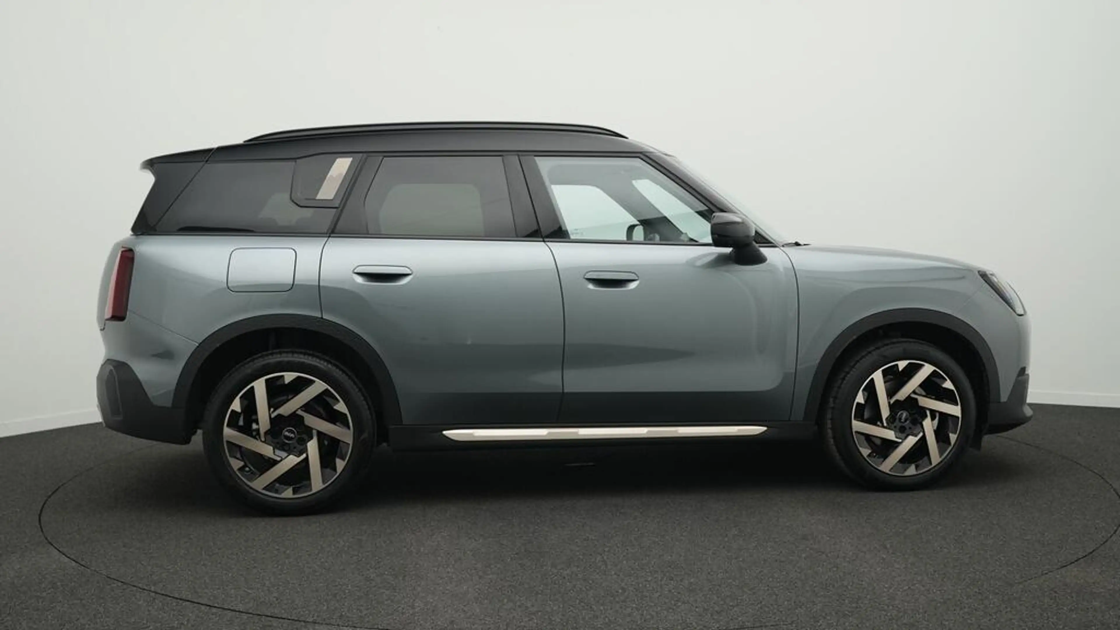 MINI Countryman C Favoured Trim — photo 2