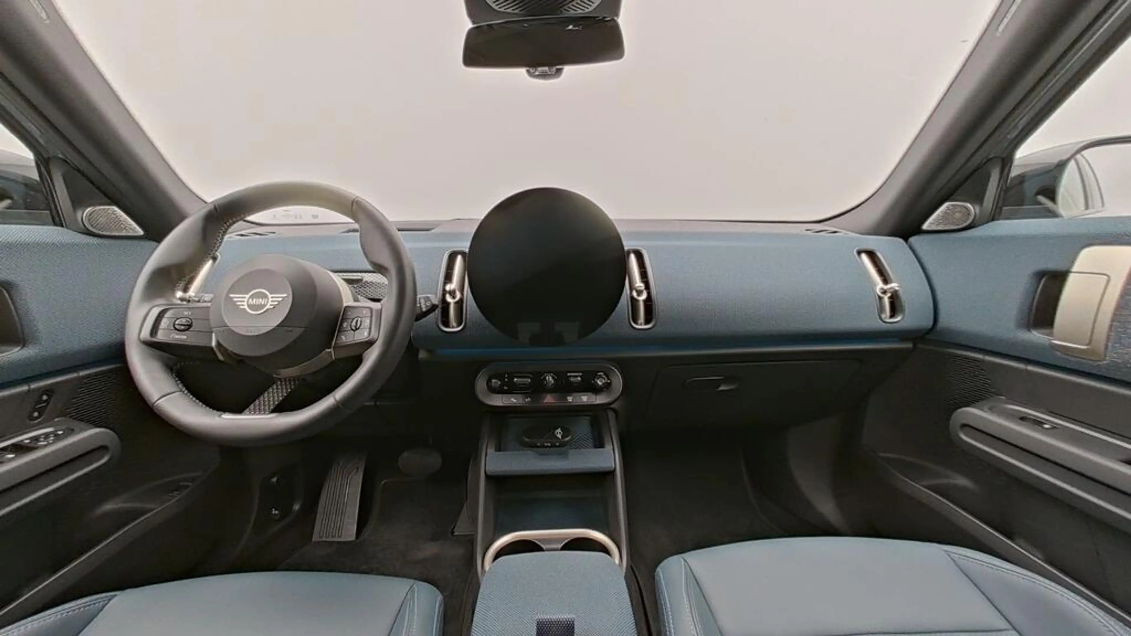 MINI Countryman C Favoured Trim — photo 13