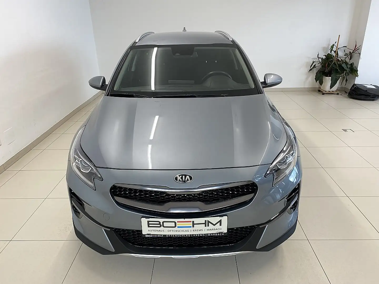 Kia XCeed Xceed  120PS.TurboBenziner  Silber-Ausstattung Silber - 2
