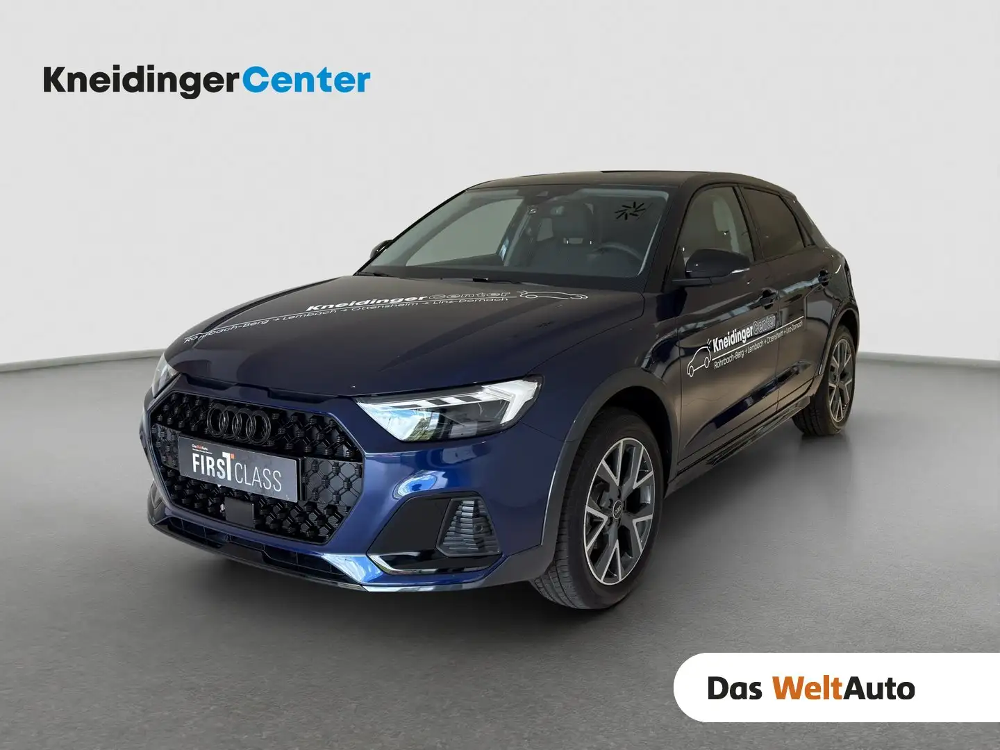 Audi A1 30 TFSI intense Blau - 1