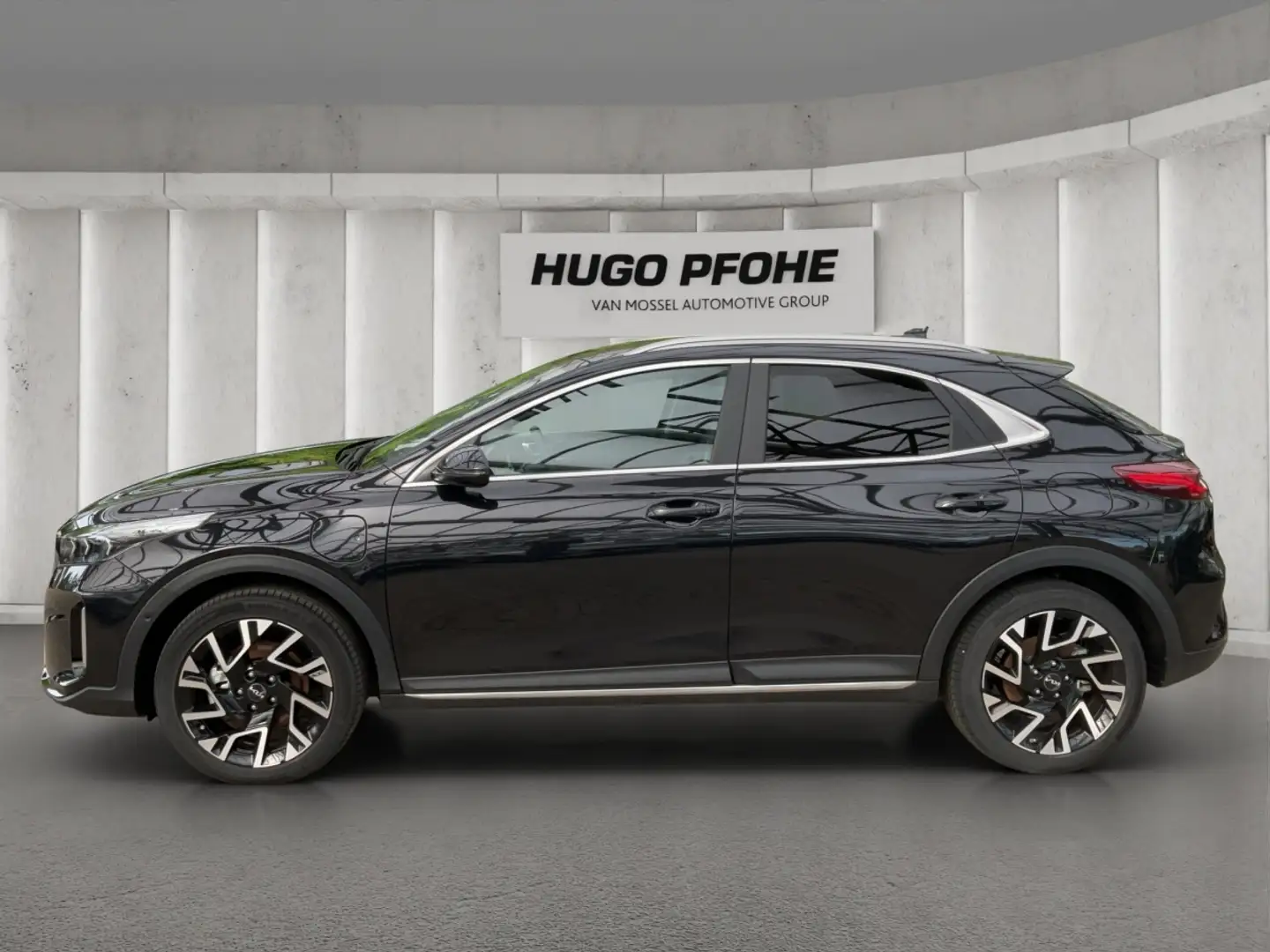 Kia XCeed Platinum 1.6 GDI Plug-In Hybrid DCT6 *SALE* Schwarz - 2