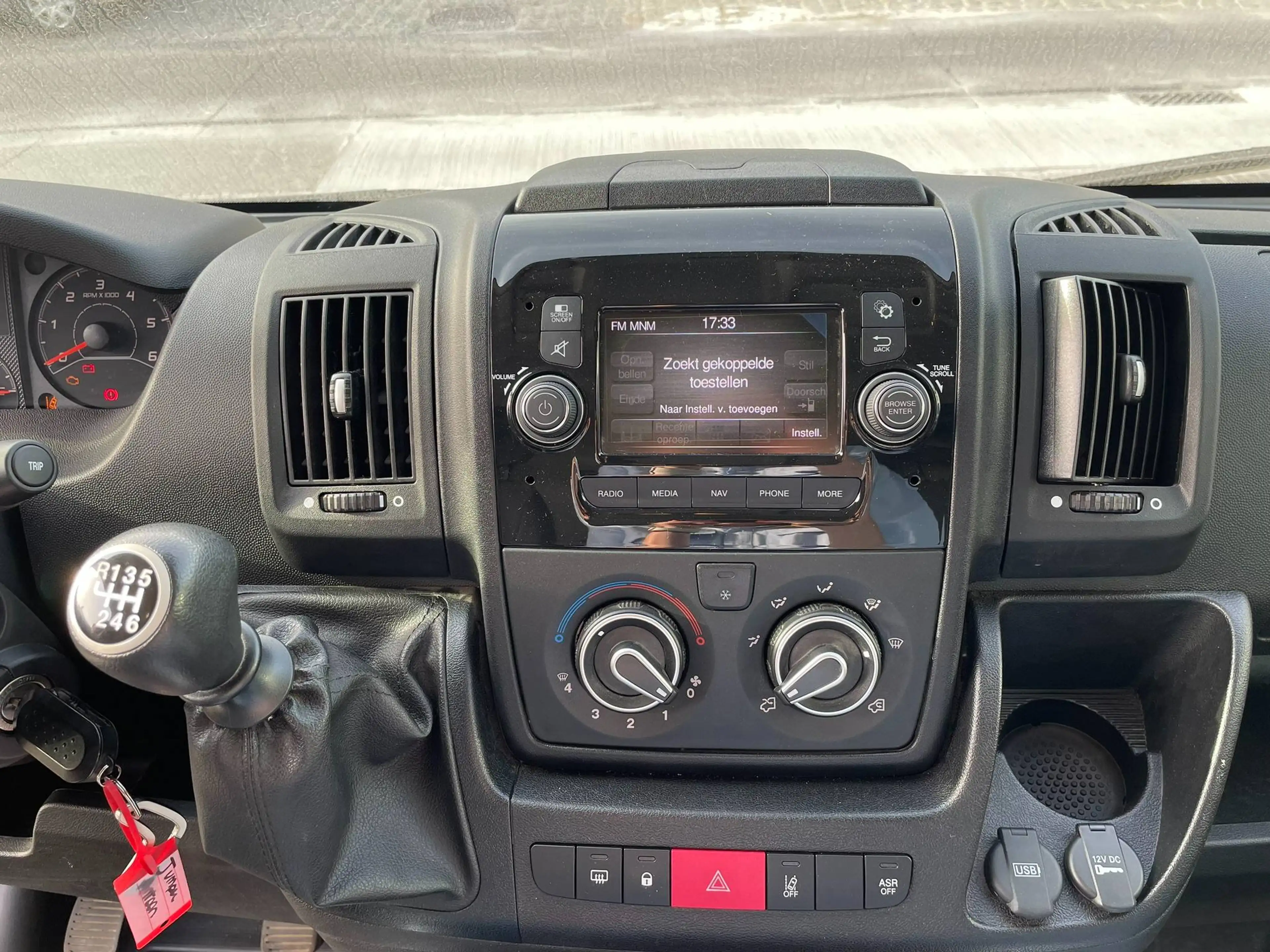 Citroen Jumper 2.2 BlueHDi L3H2 Driver S — photo 5