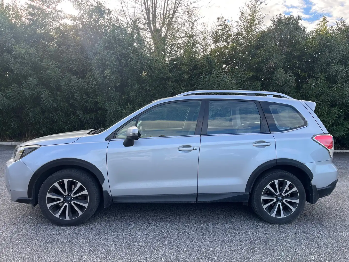 Subaru Forester Forester+2.0d+Sport+Style+lineartronic+my17 Gri - 2