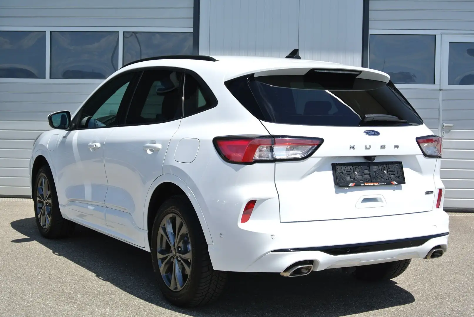 Ford Kuga 2.5 Duratec PHEV Hybrid Aut.  ** ST-Line X ** Weiß - 2