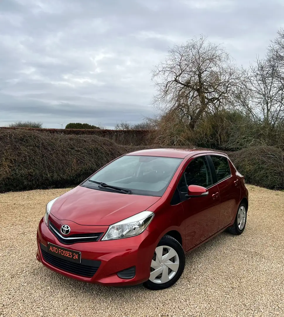 Toyota Yaris 1.0i VVT-i Comfort AIRCO 5 PORTES CAMERA GARANTIE Rojo - 1