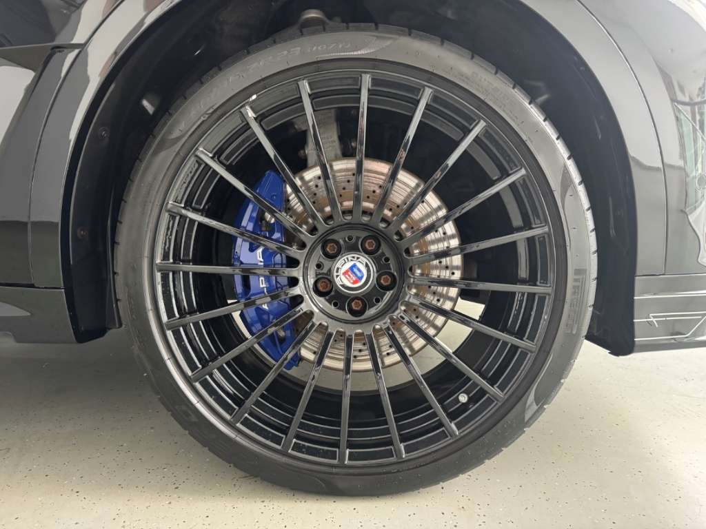 ALPINA XB7