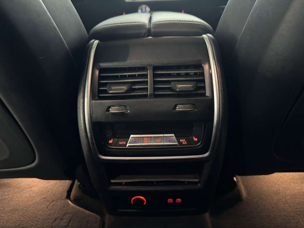 ALPINA XB7