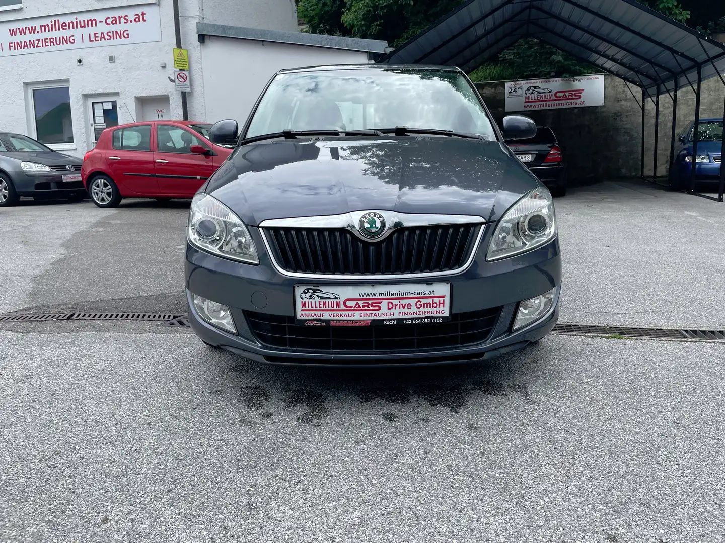 Skoda Fabia Elegance Grau - 2