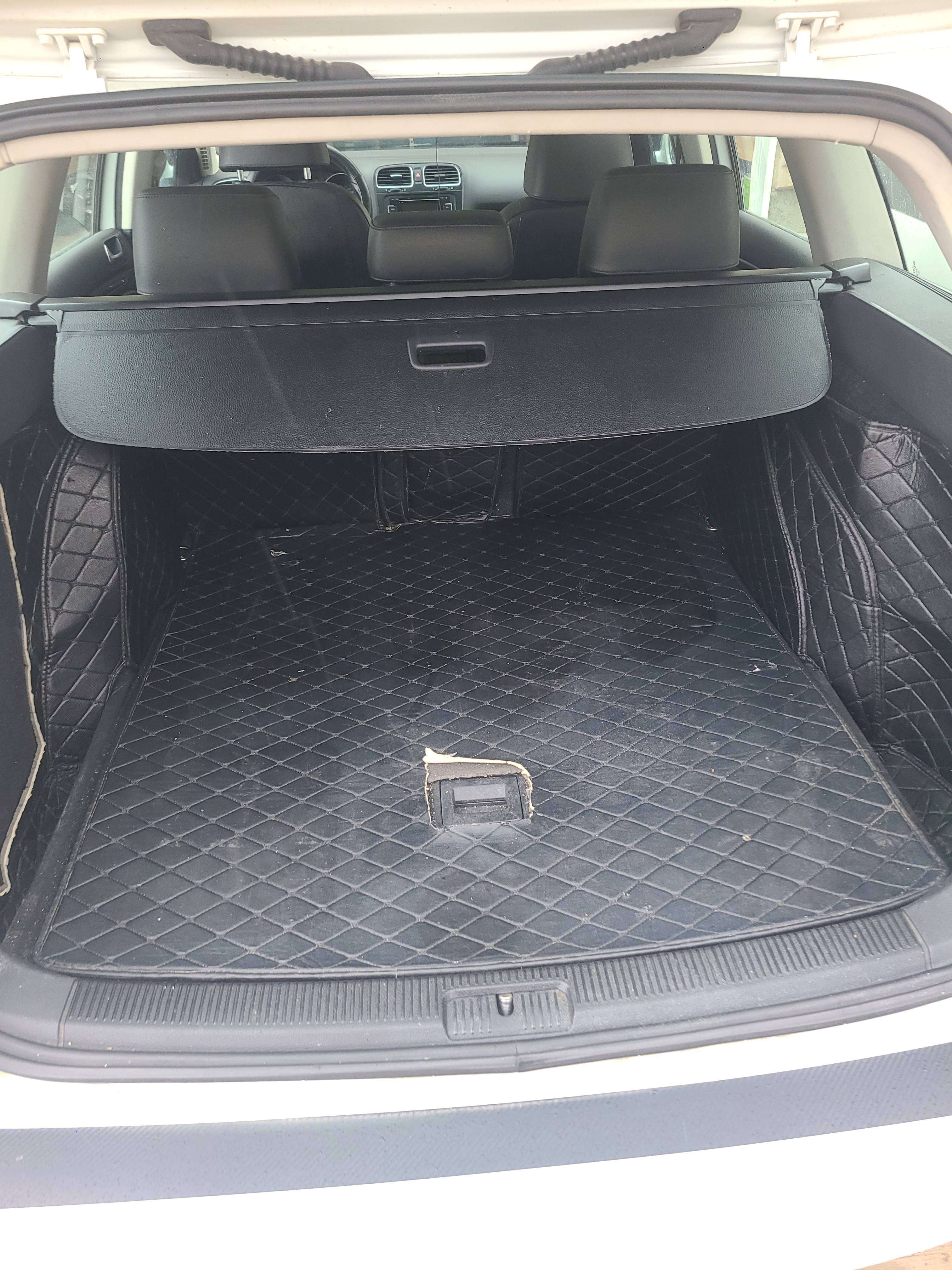 2014 Volkswagen Golf Wolfsburg Edition alt 5
