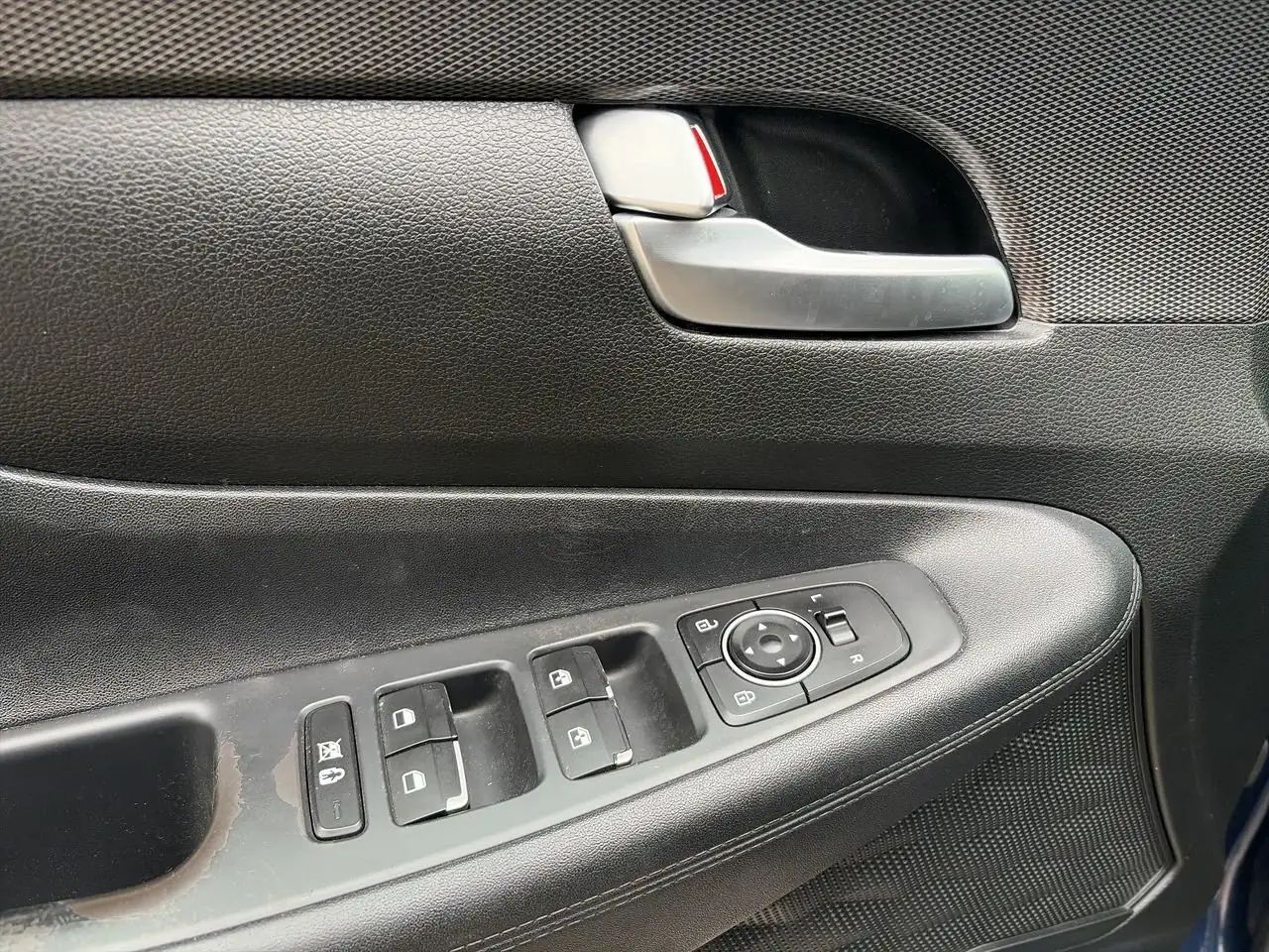 Hyundai SANTA FE снимка Hyundai SANTA FE