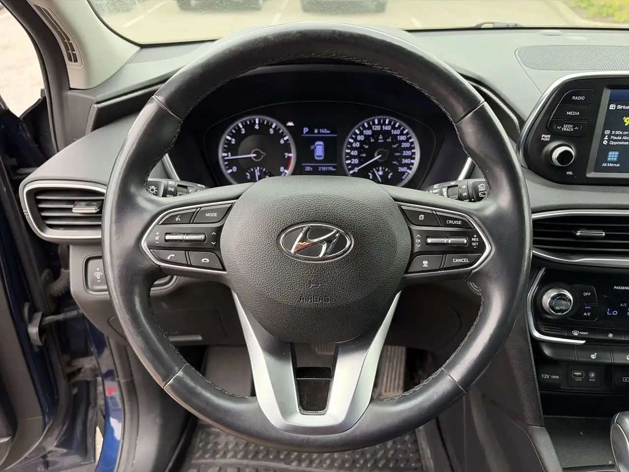 Hyundai SANTA FE снимка Hyundai SANTA FE