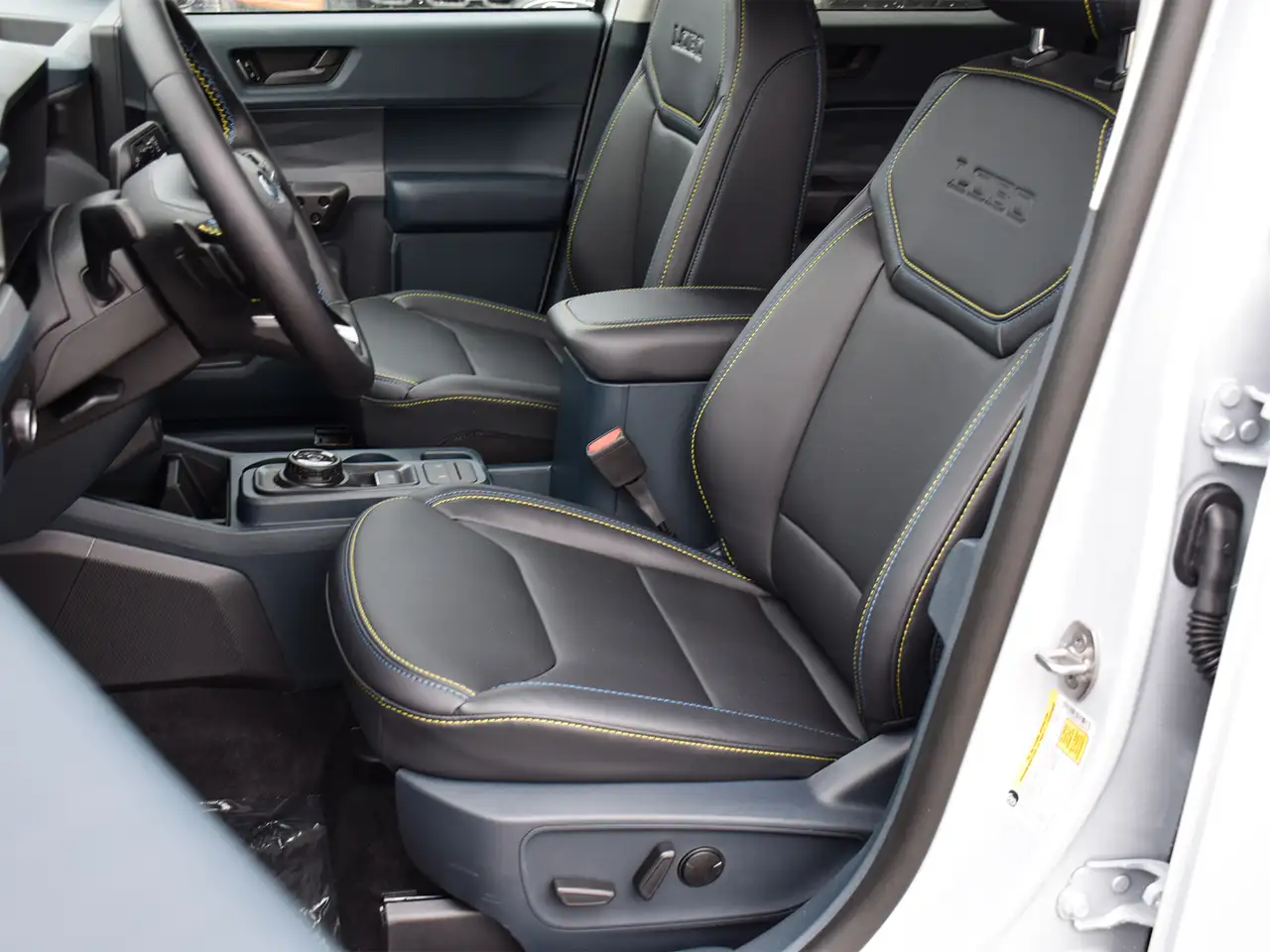 Ford Maverick снимка Ford Maverick