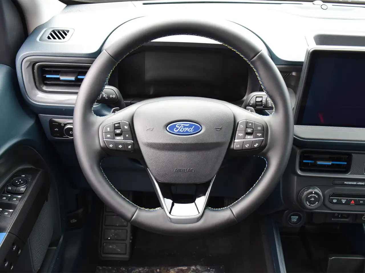 Ford Maverick снимка Ford Maverick