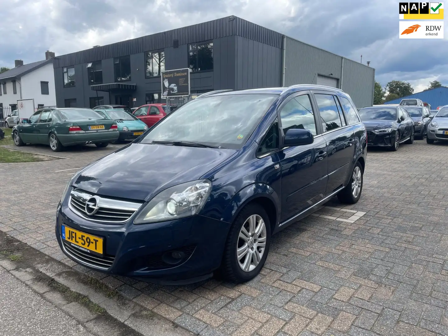 Opel Zafira 1.8 Cosmo - 7P - Vol Ondh - Nw Apk Blauw - 1