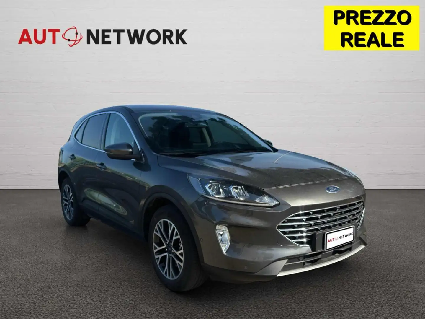 Ford Kuga 2.5 Plug In Hybrid 225 CV CVT 2WD Titanium Busines Grijs - 1