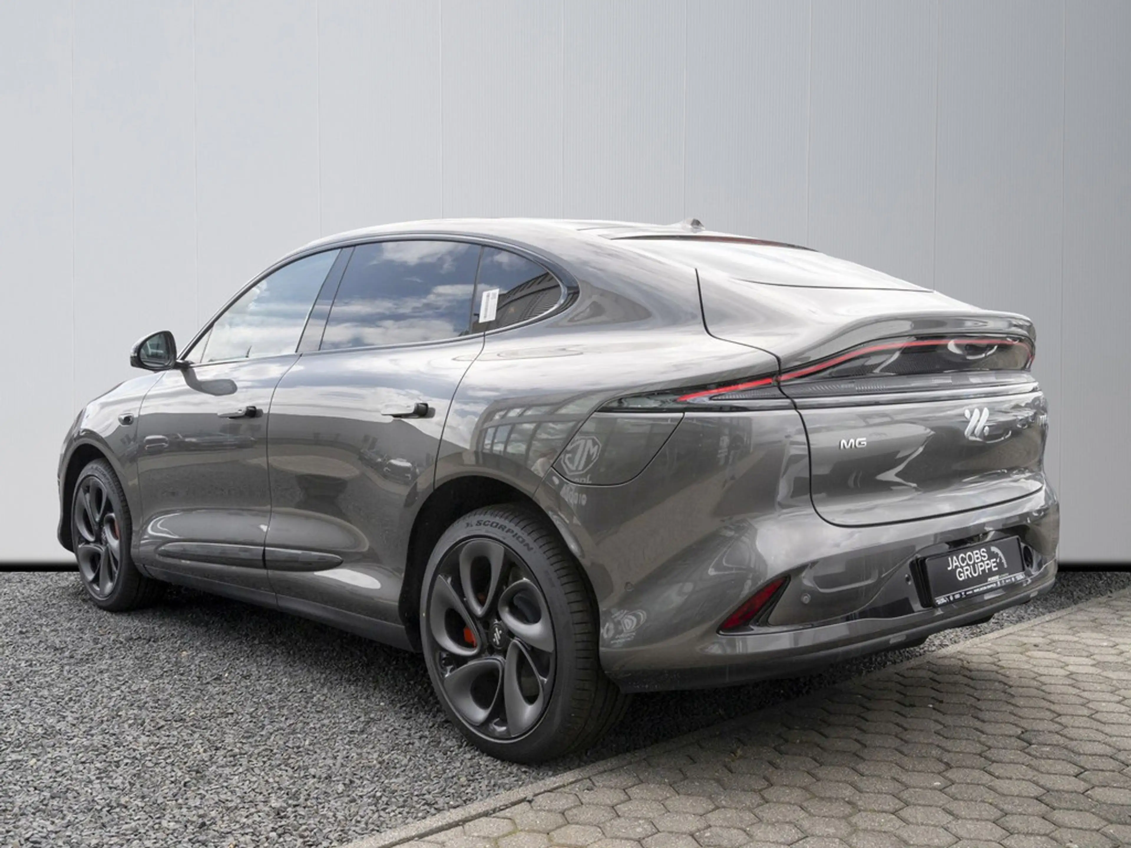 MG IM6 EV Premium AWD + Drive Pack 553kW Wärmepu — photo 5