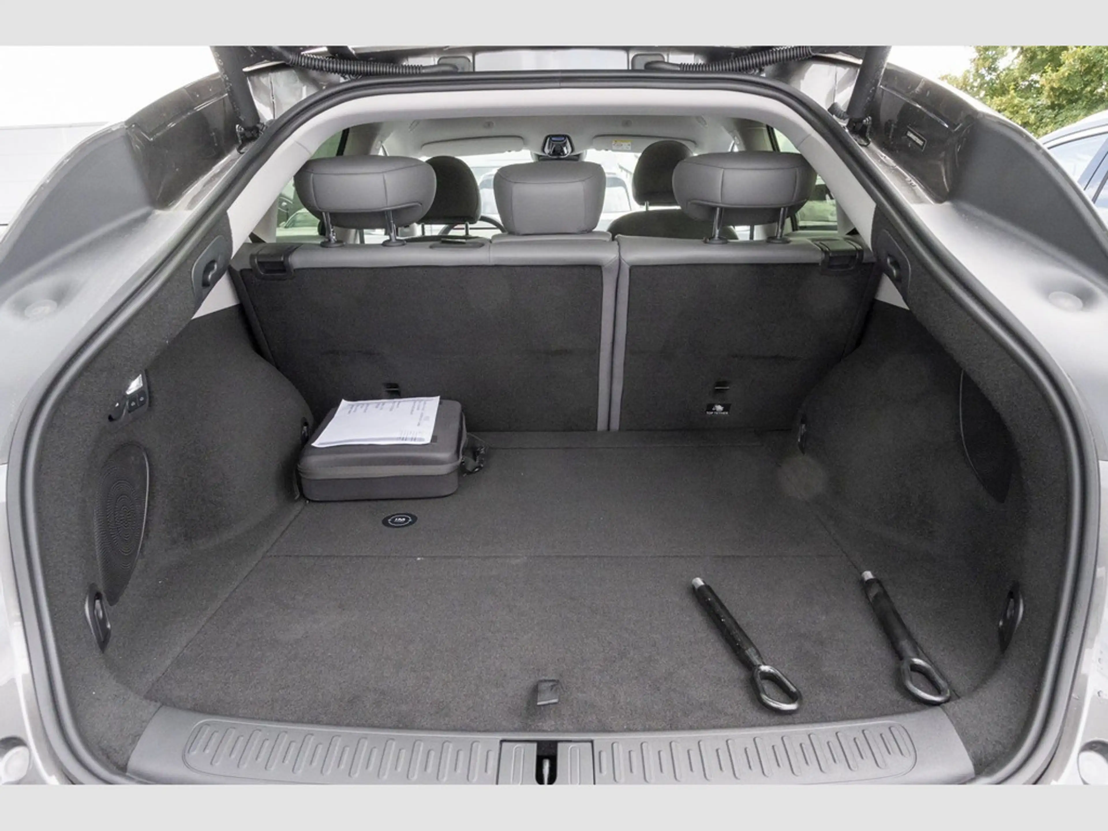 MG IM6 EV Premium AWD + Drive Pack 553kW Wärmepu — photo 7