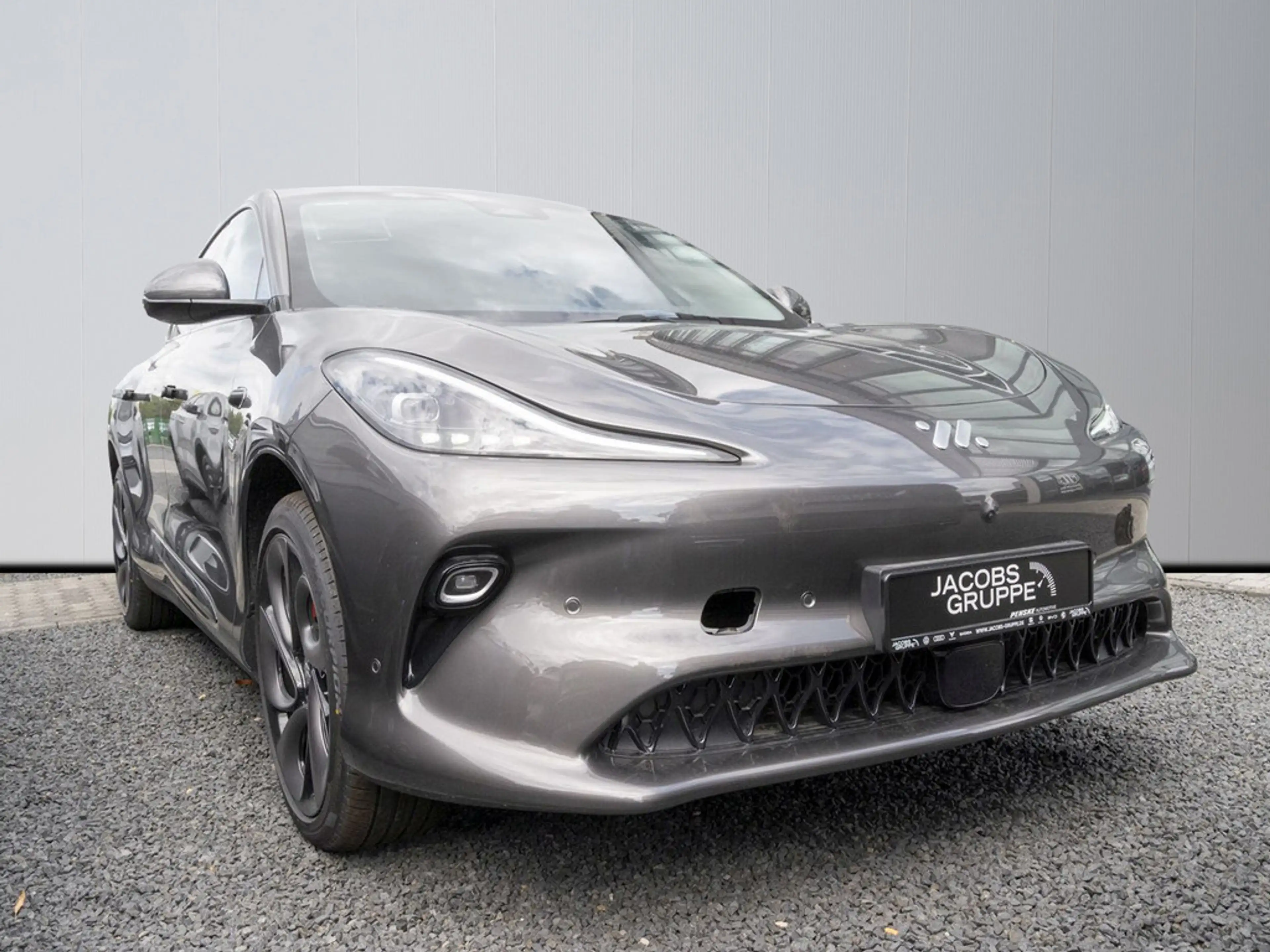 MG IM6 EV Premium AWD + Drive Pack 553kW Wärmepu — photo 3