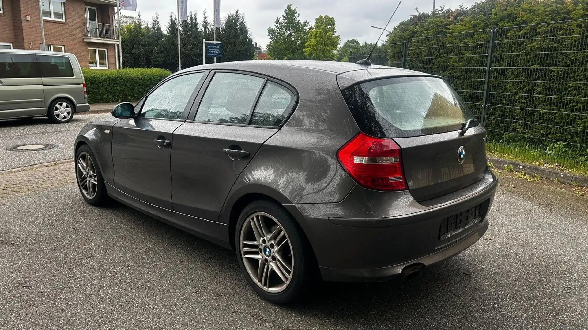 BMW 116 Baureihe 1 Lim. 116i Marrone - 2