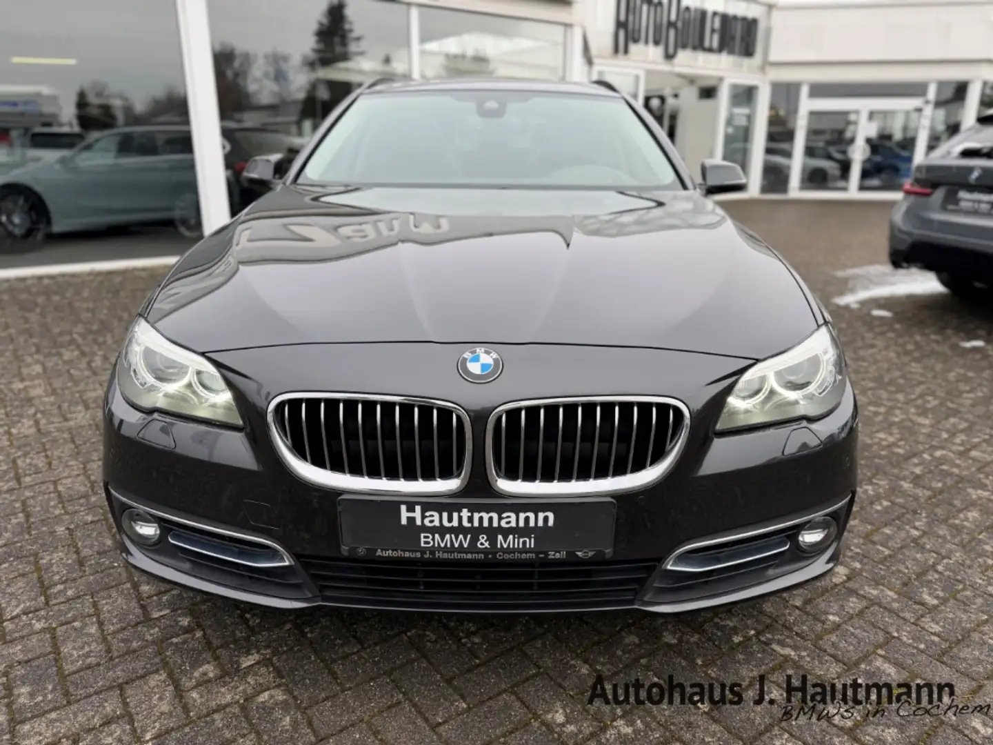 BMW 525 d xDrive Tour. LUXURY LINE +AHK+PANO+STH+ Gris - 2