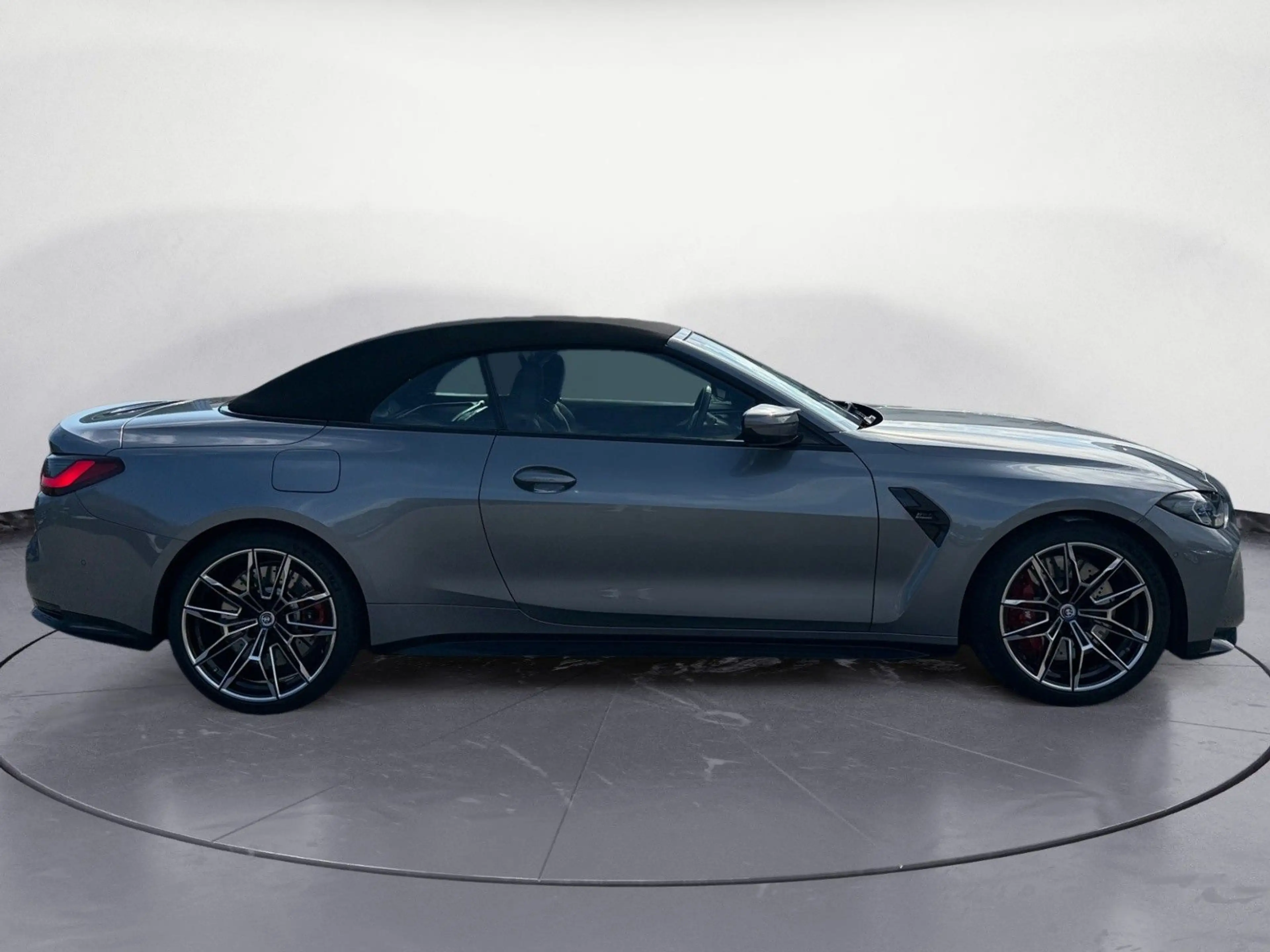 BMW M4 Competition M xDrive Cabrio Innovationsp. — photo 7