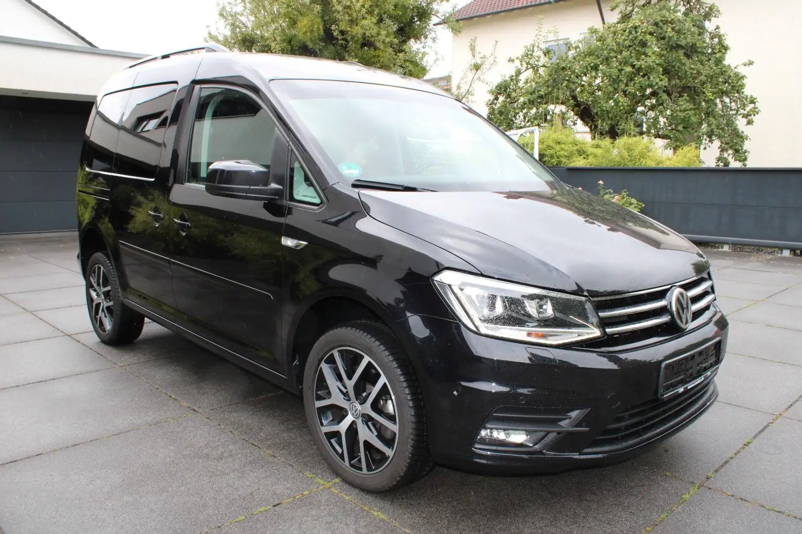 Volkswagen Caddy Comfortline 4Motion*ACC/NAVI/LED/DAB* Schwarz - 2