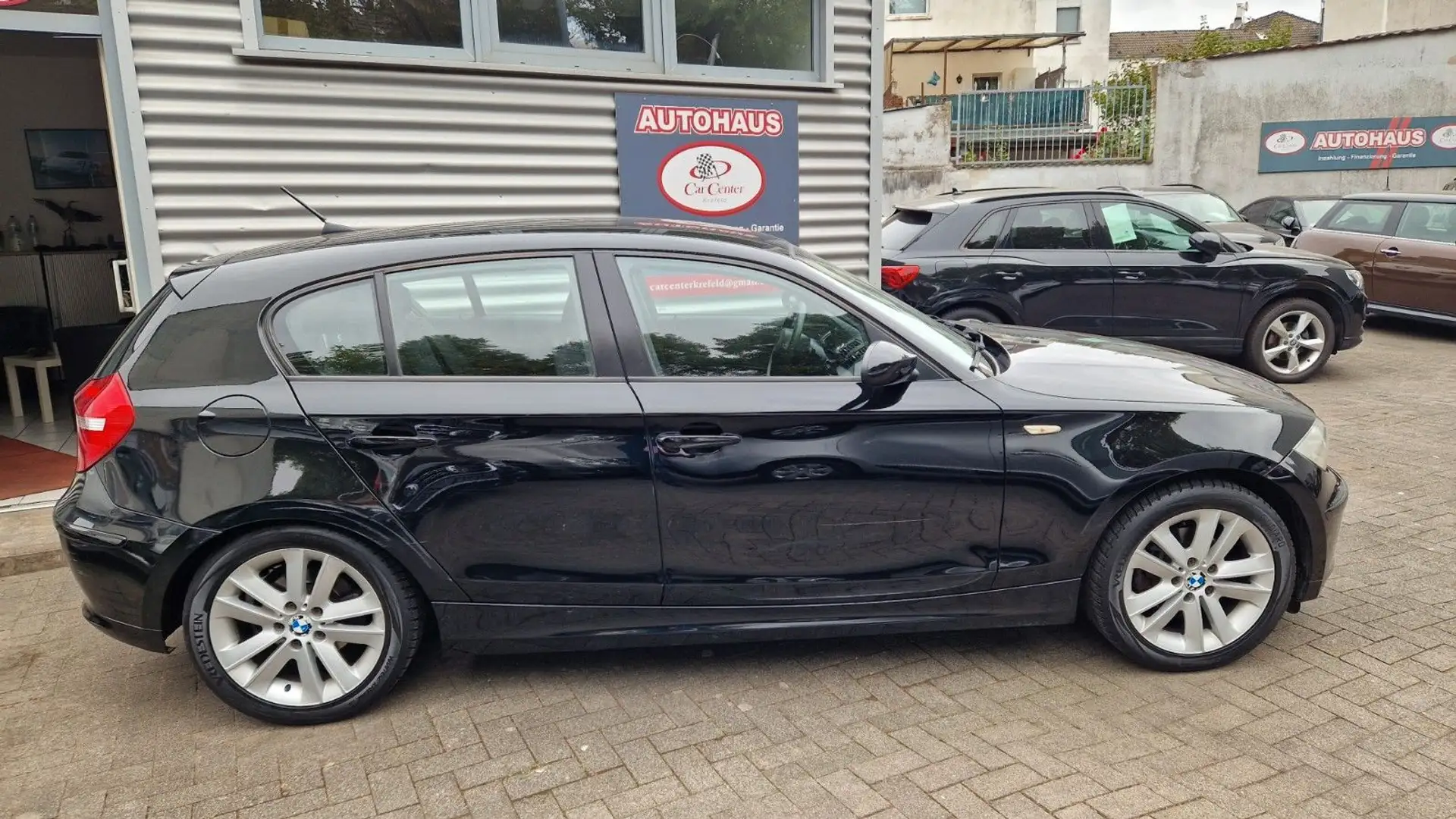 BMW 116 i KLIMA Schwarz - 2