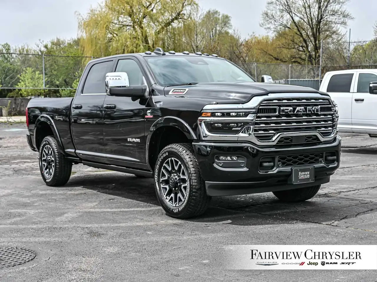 RAM 2500 снимка RAM 2500