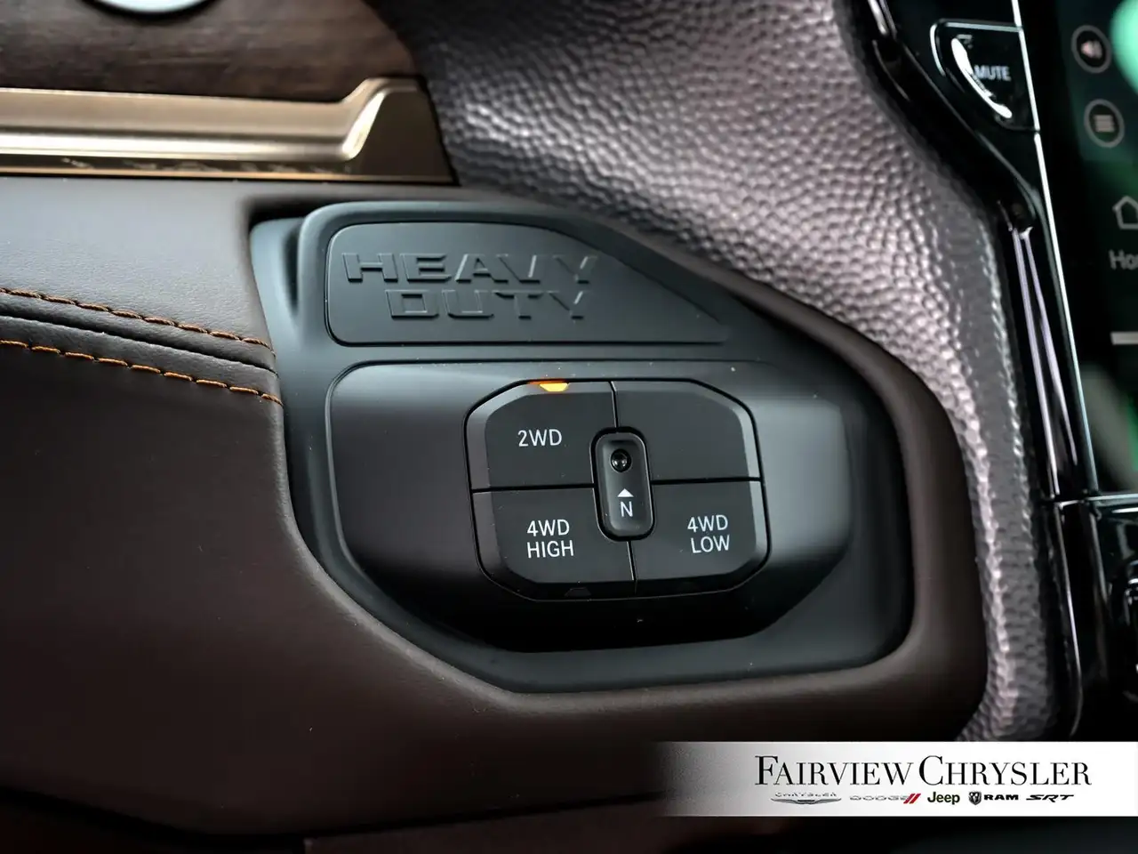 RAM 2500 снимка RAM 2500