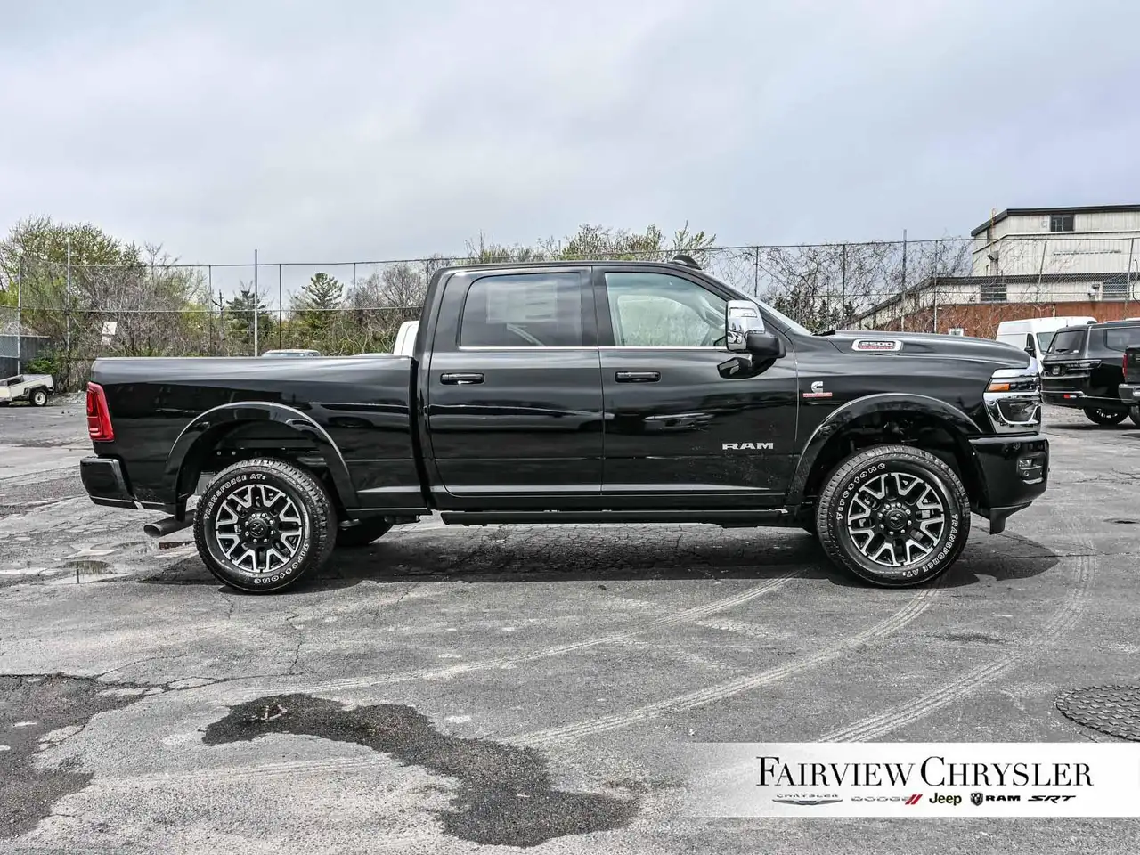 RAM 2500 снимка RAM 2500