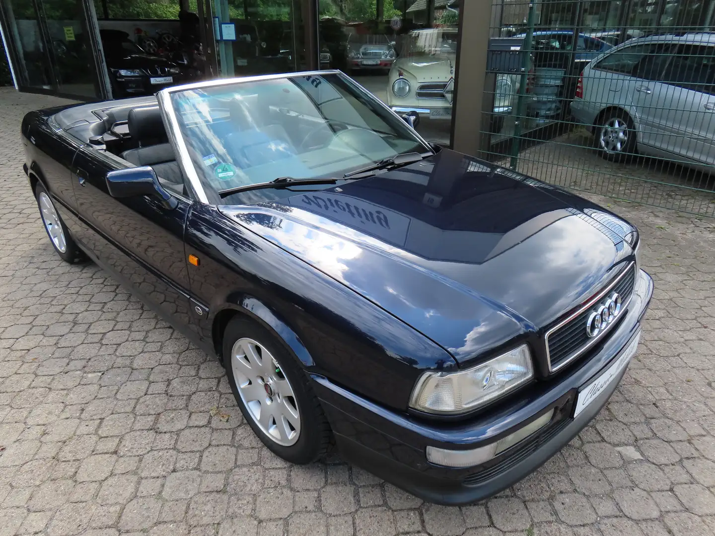 Audi Cabriolet 2.0 E *HU a.W. neu*Leder*SHZ*3.Hand*unverbastelt* Blau - 1