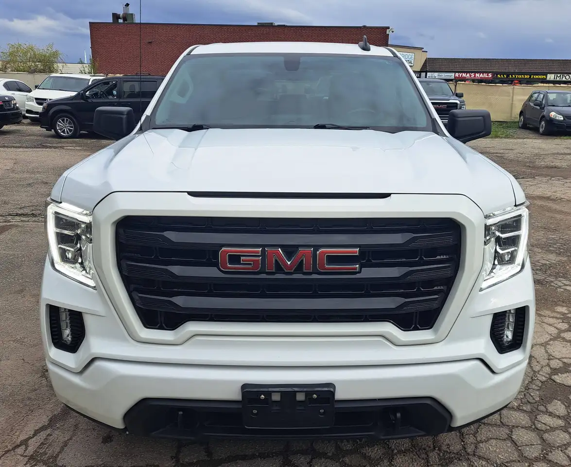 GMC Sierra 1500 снимка GMC Sierra 1500