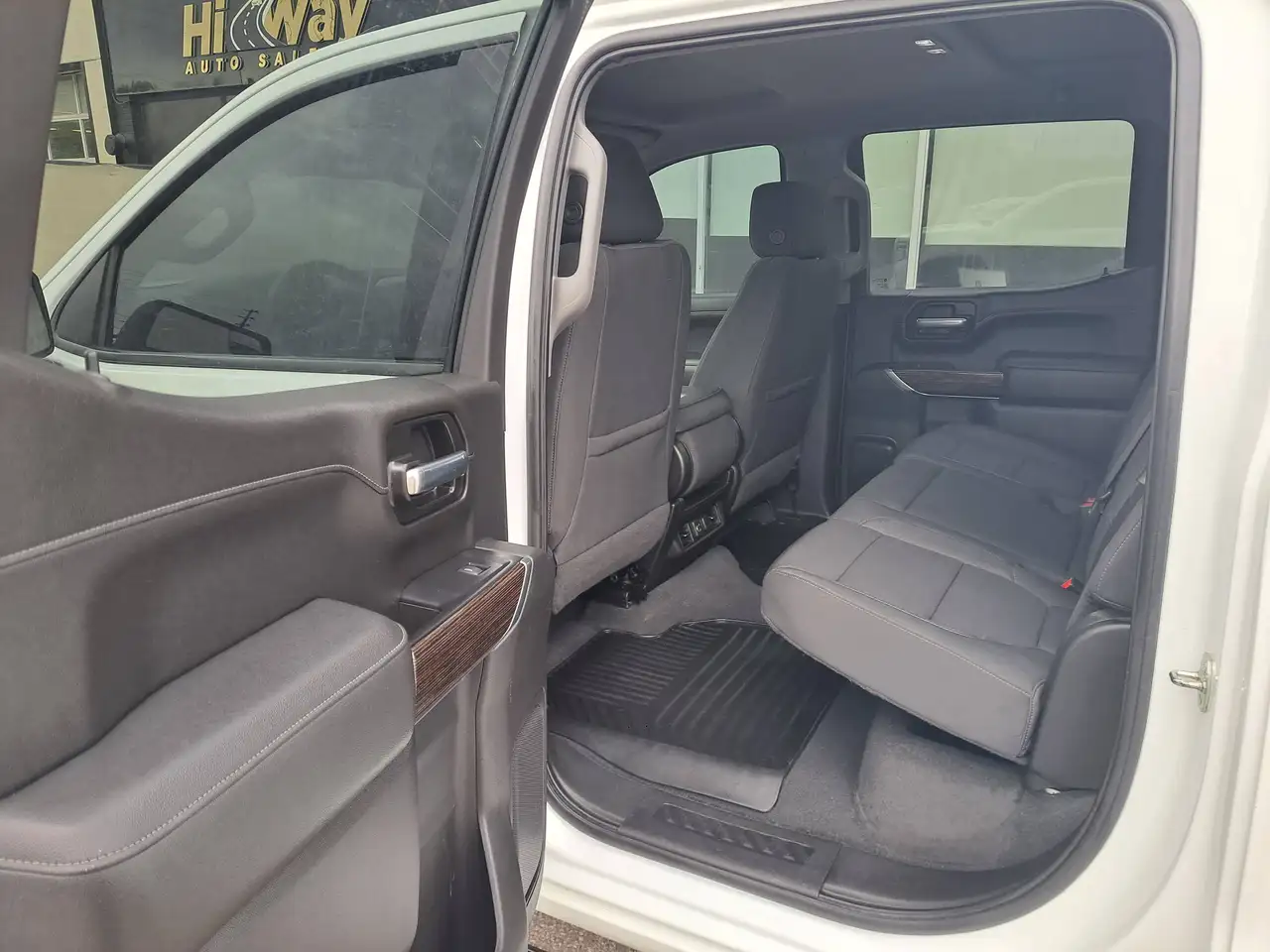 GMC Sierra 1500 снимка GMC Sierra 1500