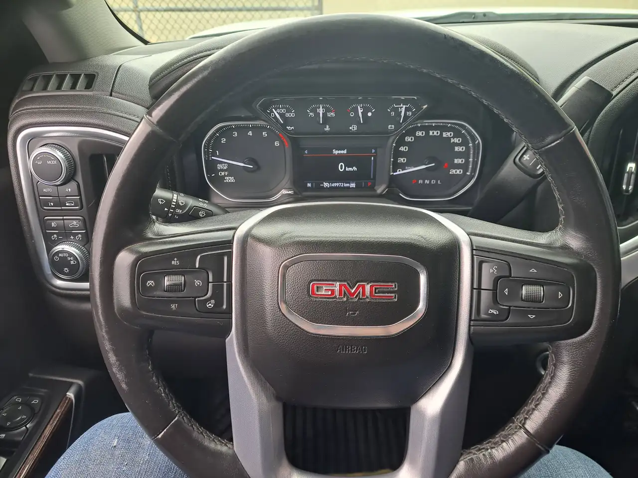 GMC Sierra 1500 снимка GMC Sierra 1500