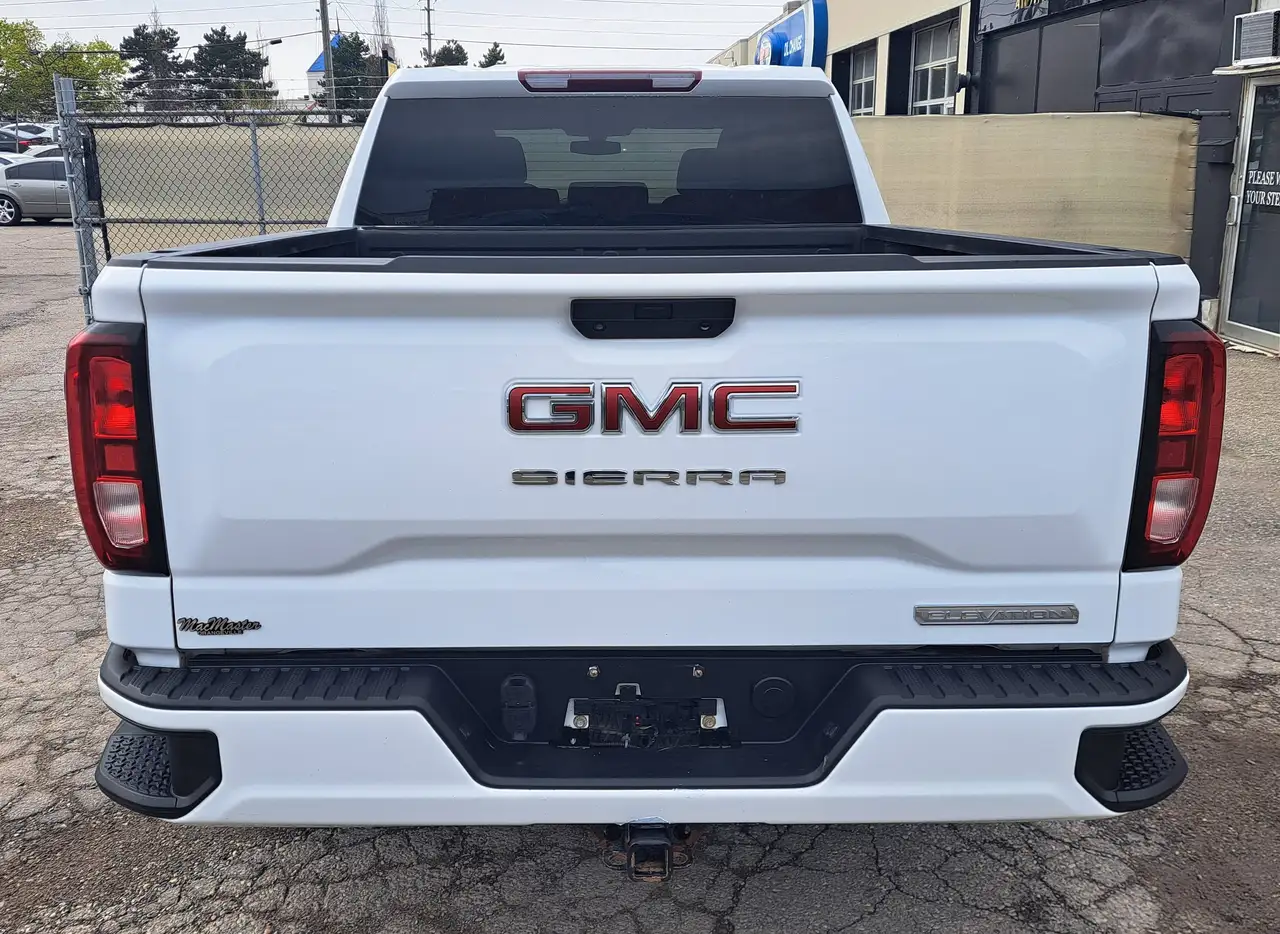 GMC Sierra 1500 снимка GMC Sierra 1500