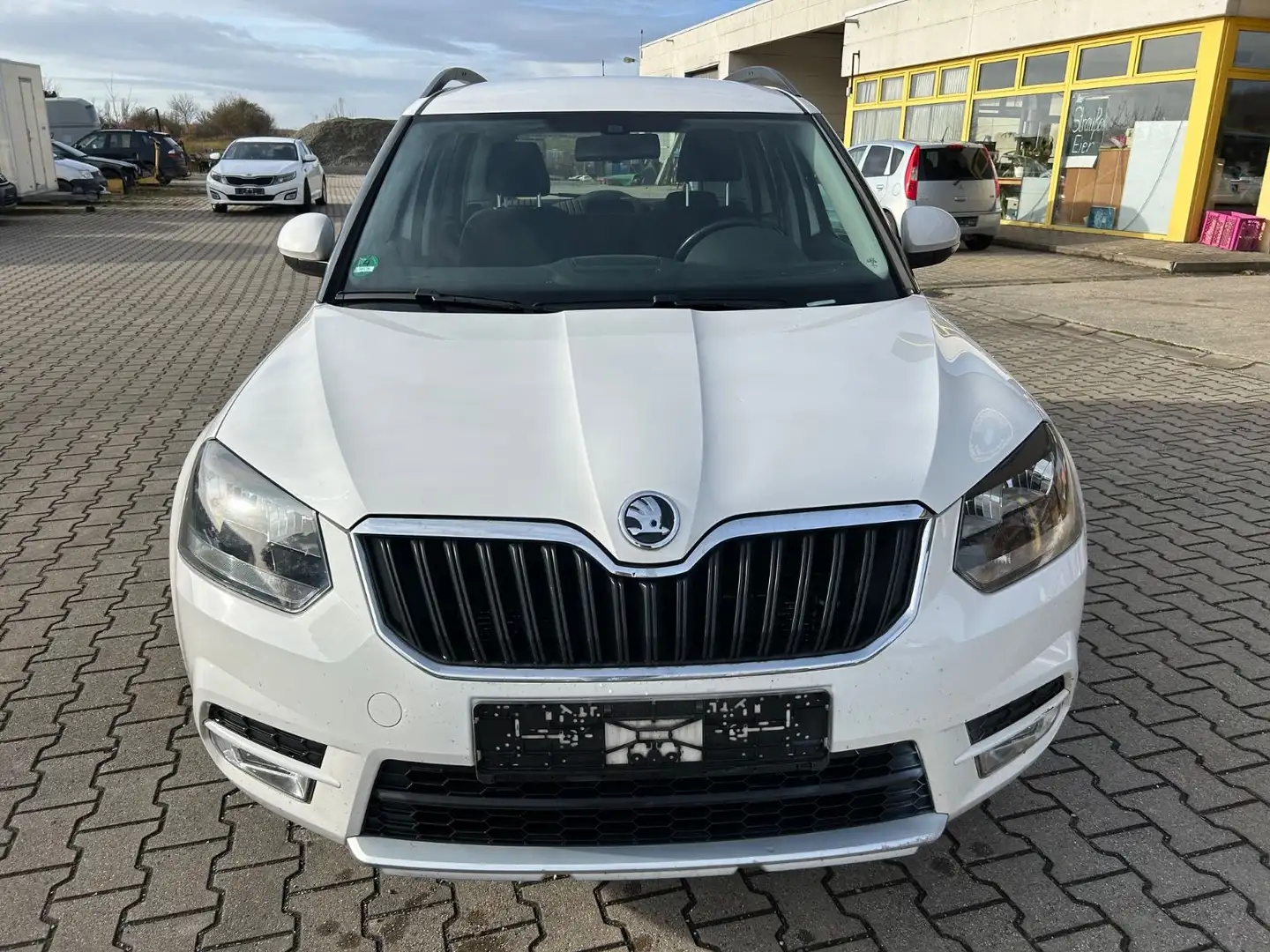 Skoda Yeti Ambition Klima, erste Hand, AHK Weiß - 2