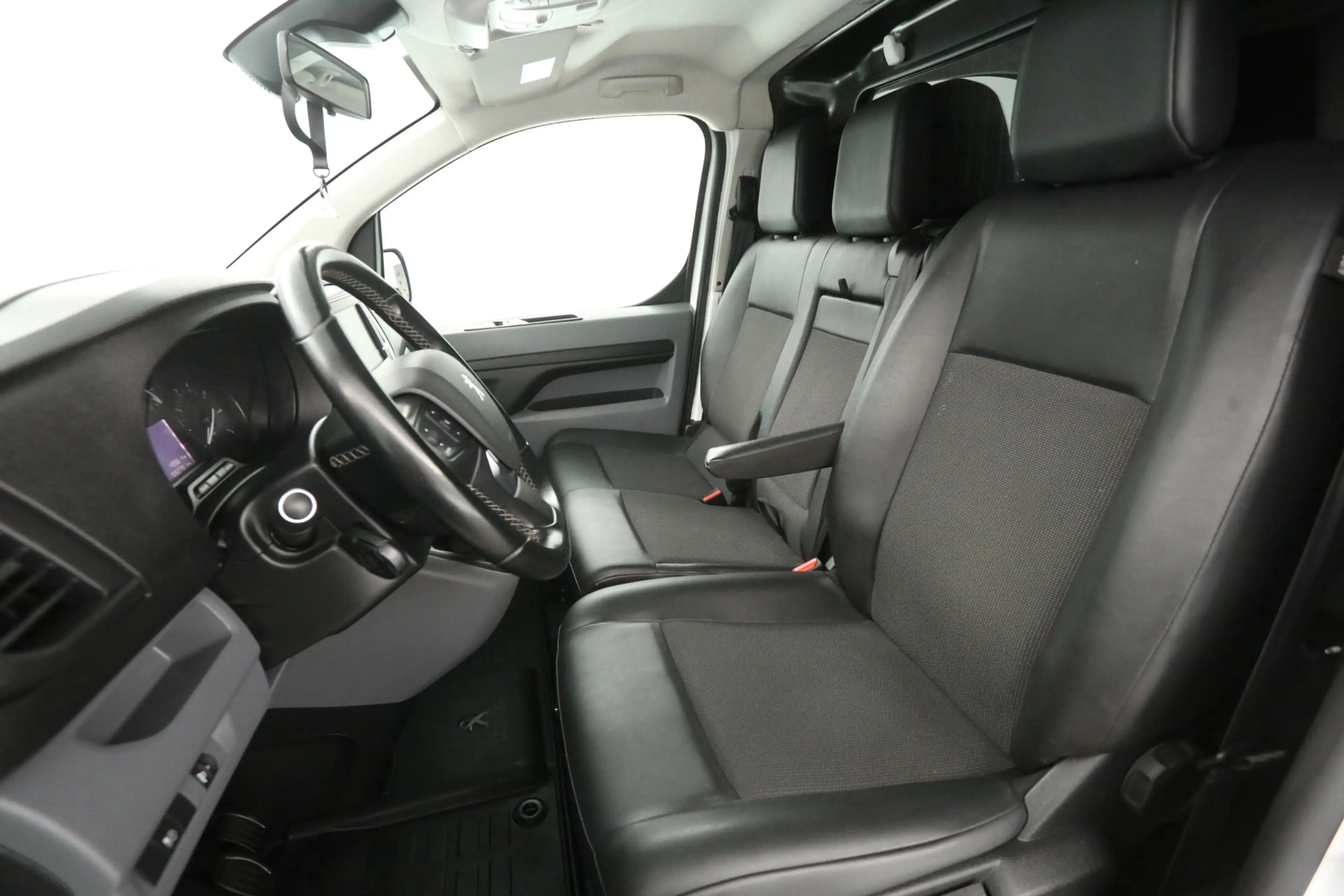 Peugeot Expert 2.0 BlueHDI L3H1 | Clima | Camera | 3 Zits | Trekh — photo 9