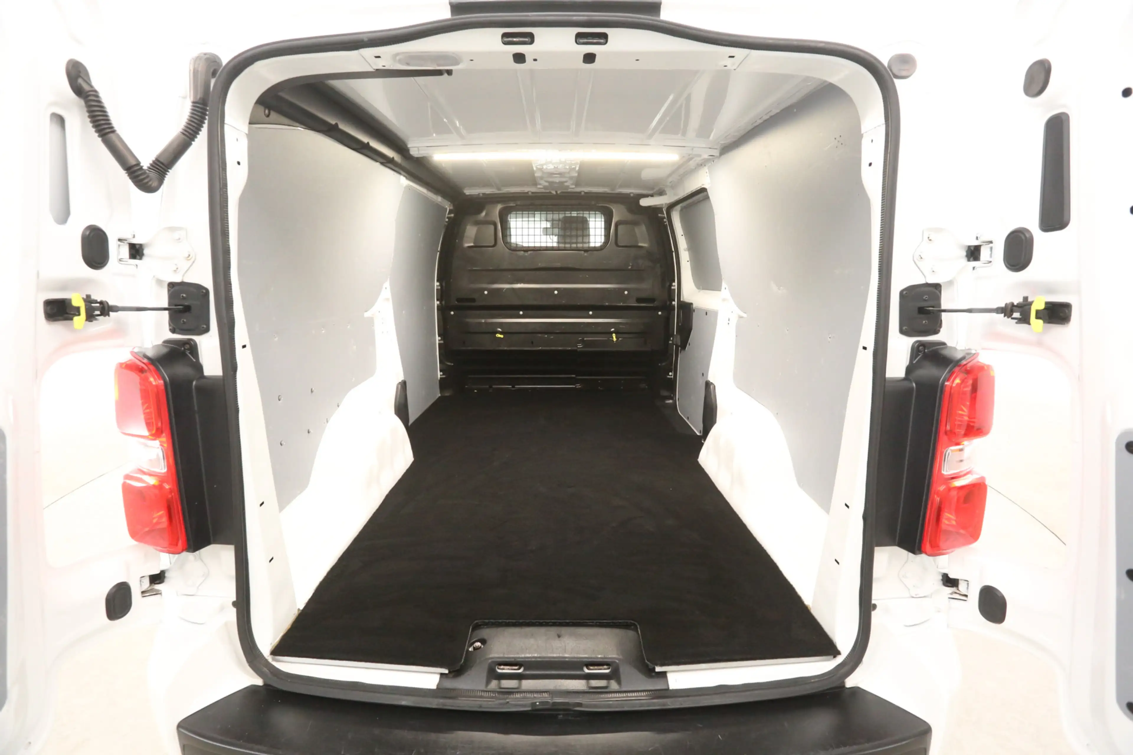 Peugeot Expert 2.0 BlueHDI L3H1 | Clima | Camera | 3 Zits | Trekh — photo 3