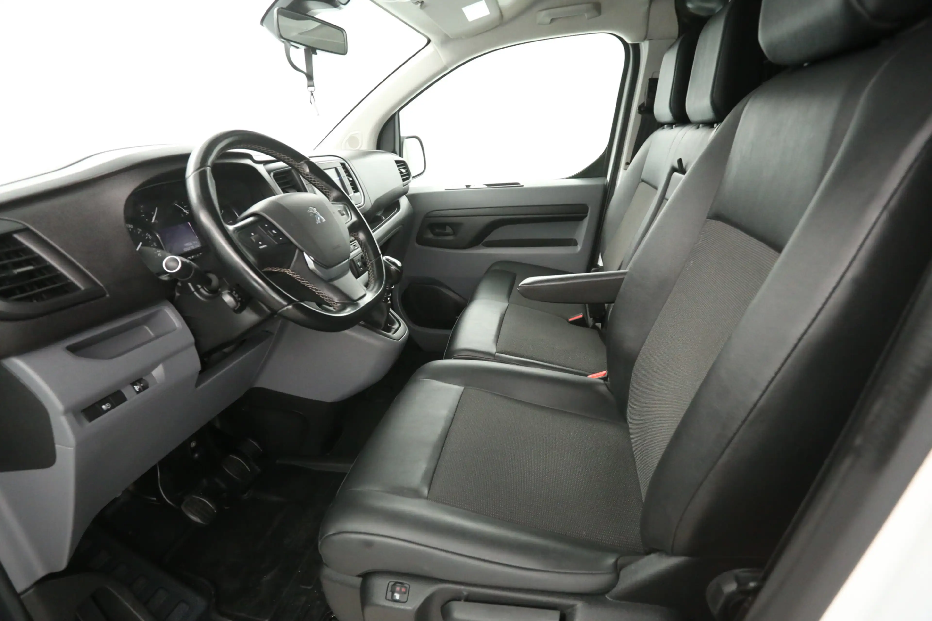 Peugeot Expert 2.0 BlueHDI L3H1 | Clima | Camera | 3 Zits | Trekh — photo 23