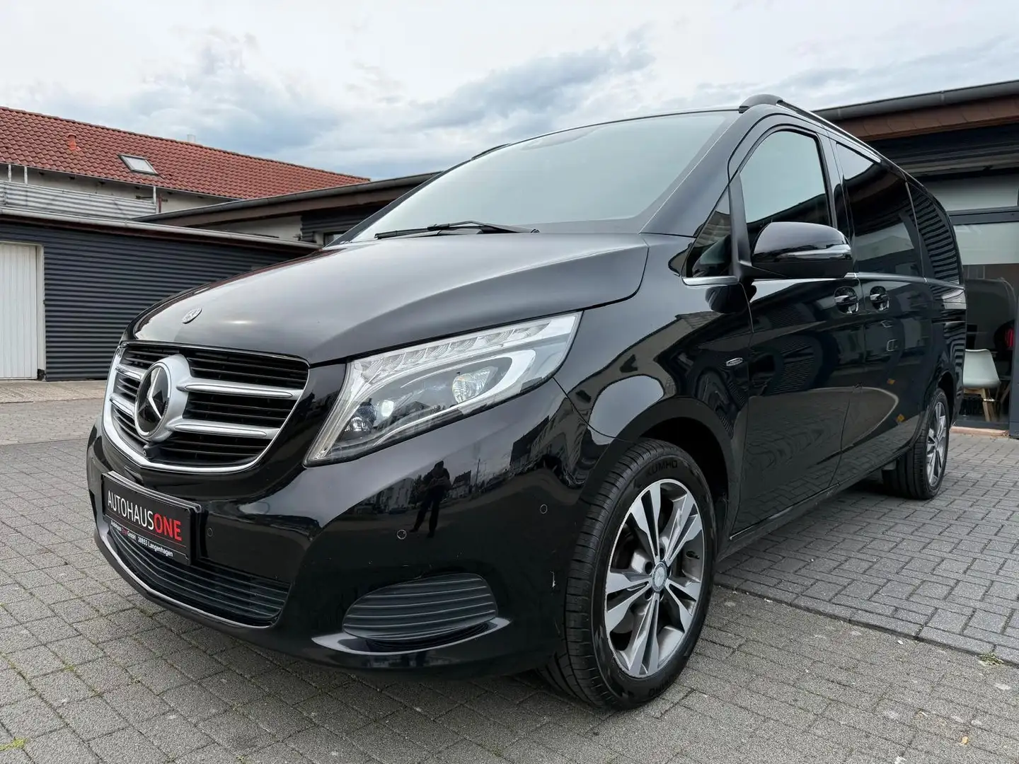 Mercedes-Benz V 250 d Avantgarde 360°/PANO/DISTRONIC/STANDHZG Schwarz - 1