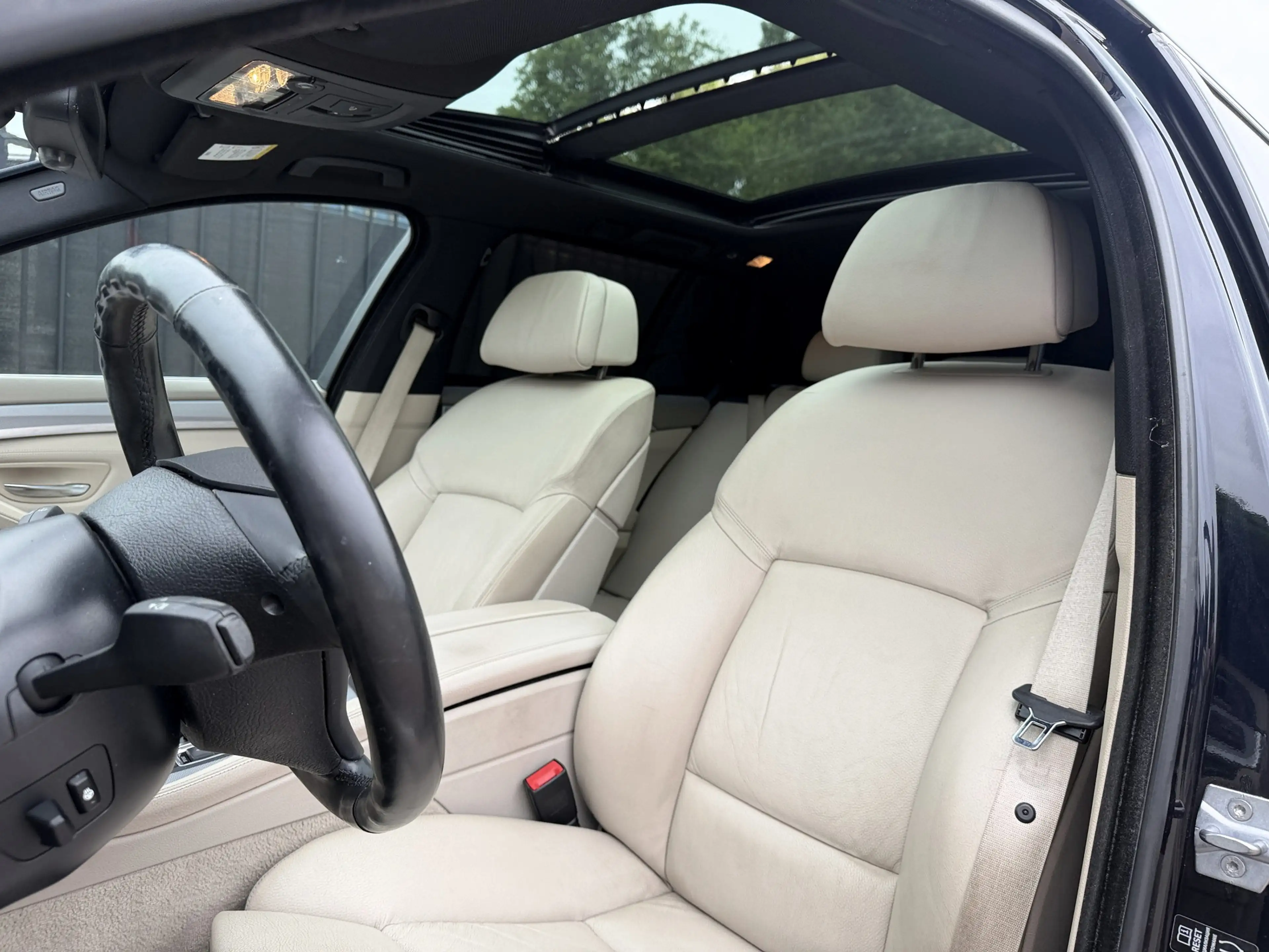 BMW 528 5-serie Touring 528i High Executive M Sport Pano/S — photo 14
