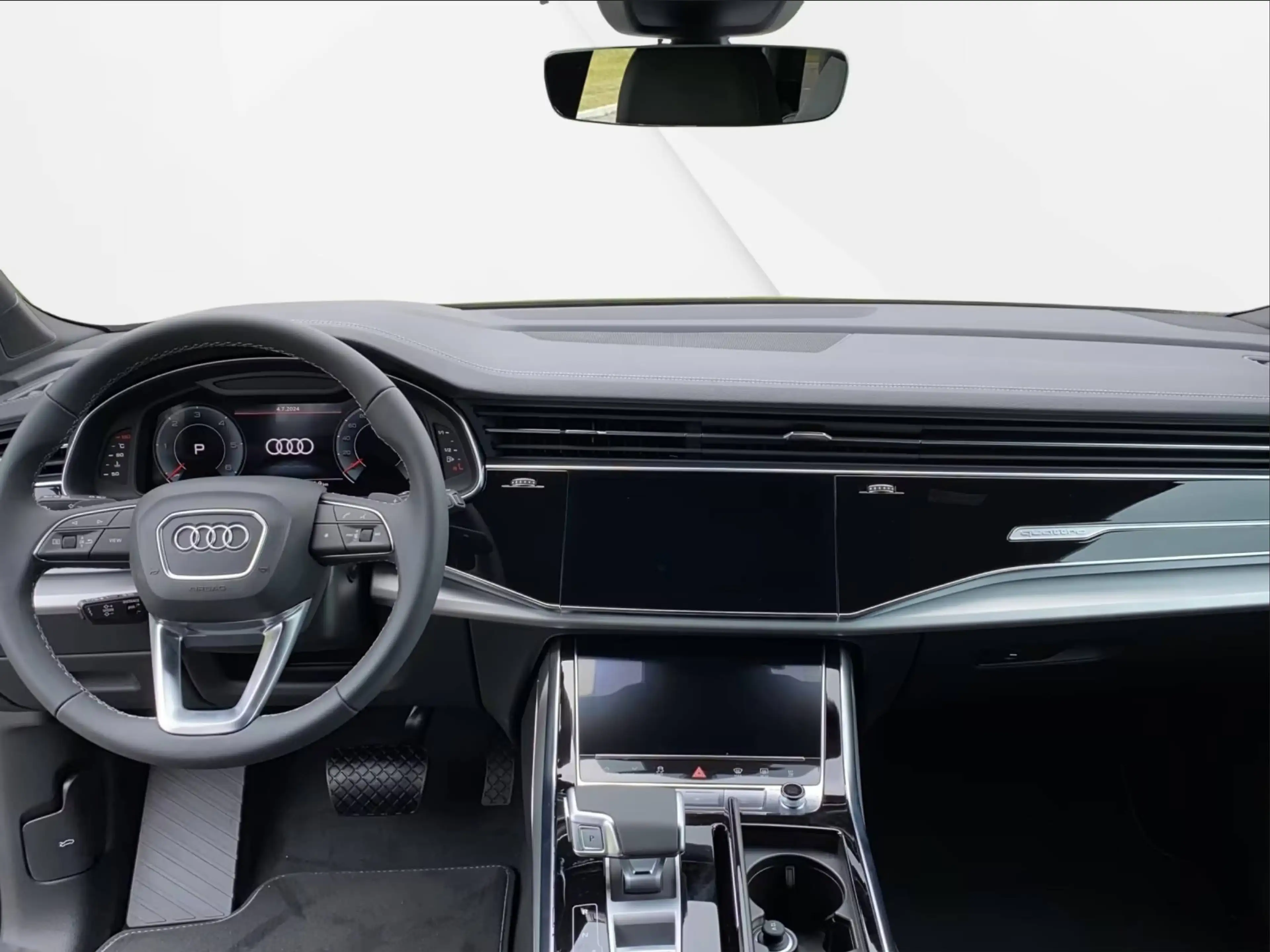 Audi Q7 50 TDI quattro S line — photo 5