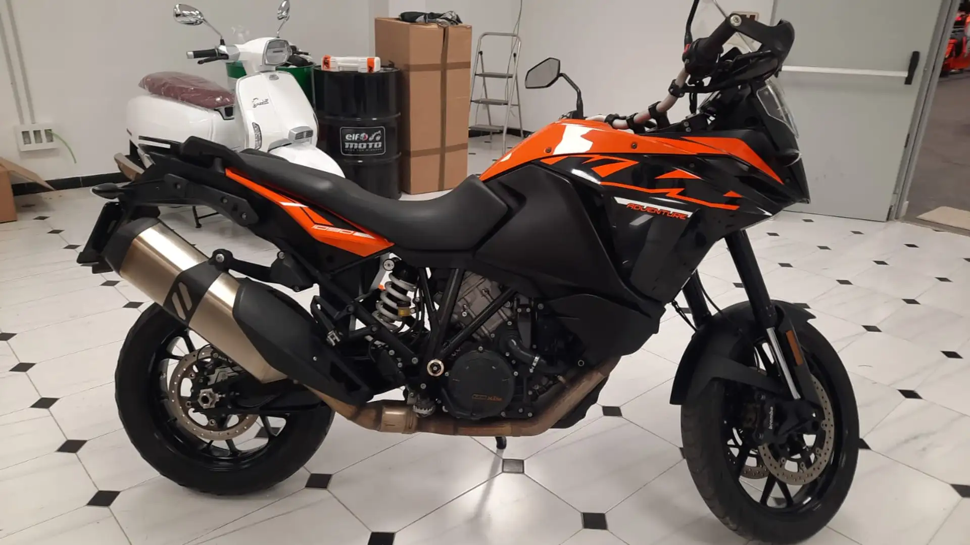 KTM 1090 Adventure Naranja - 2