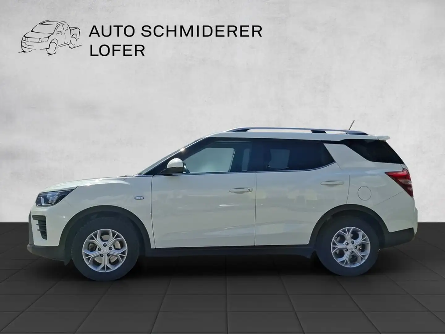 KGM Tivoli Grand 1.5 GDI Style Aut. Weiß - 2