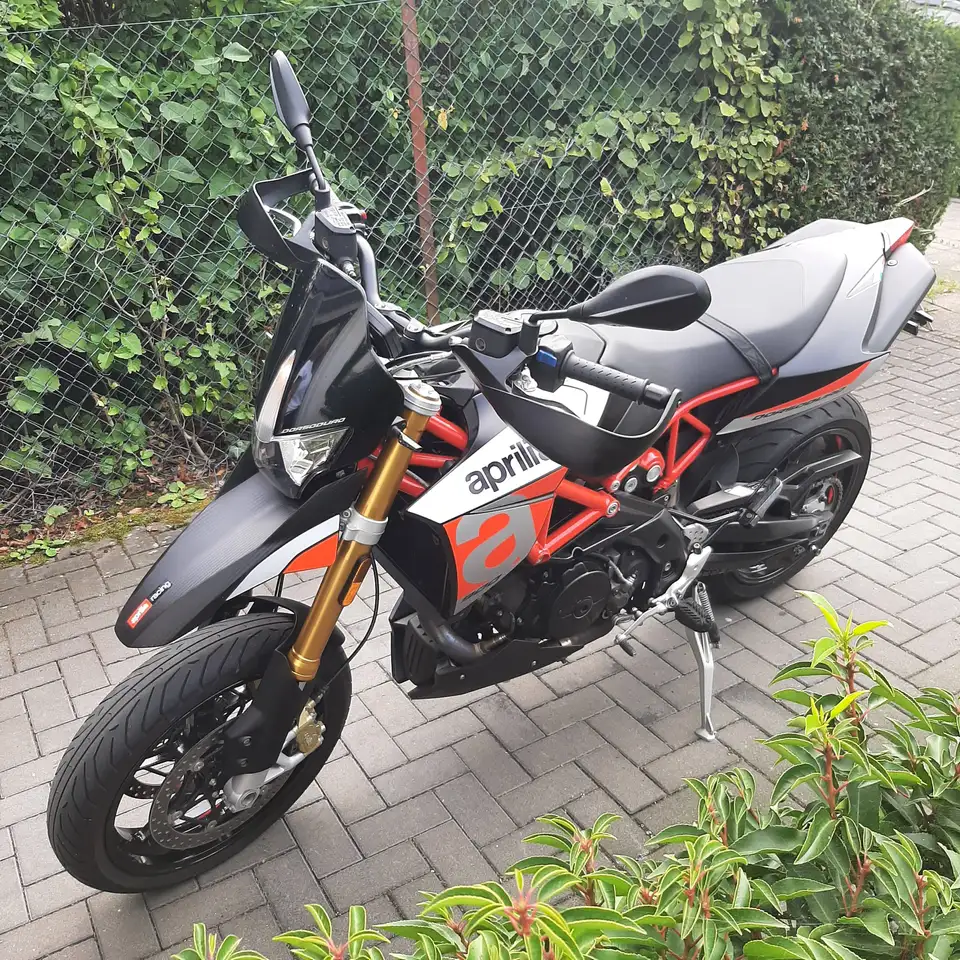 Aprilia Dorsoduro