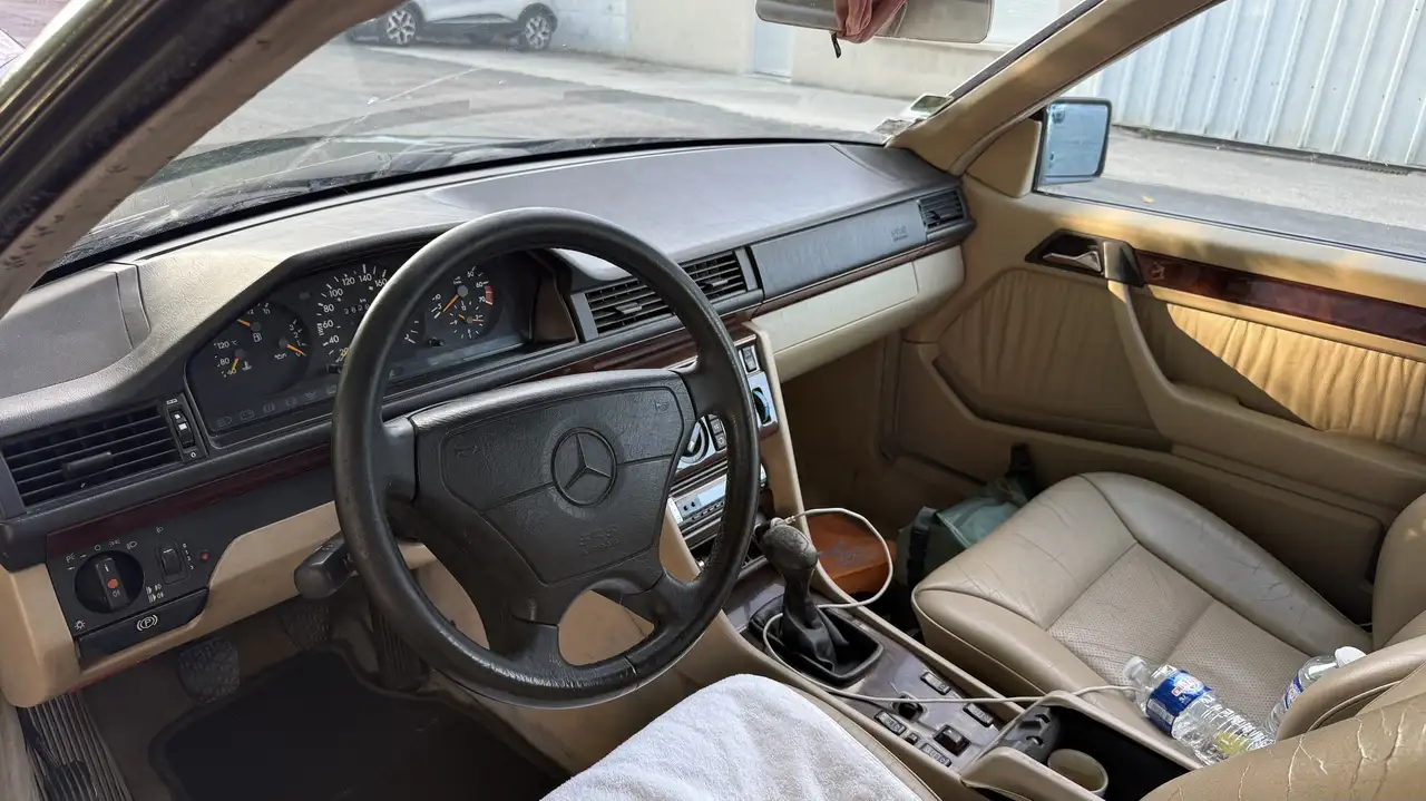 Mercedes-Benz E 200 Cabriolet E200 Prestige, foto 4