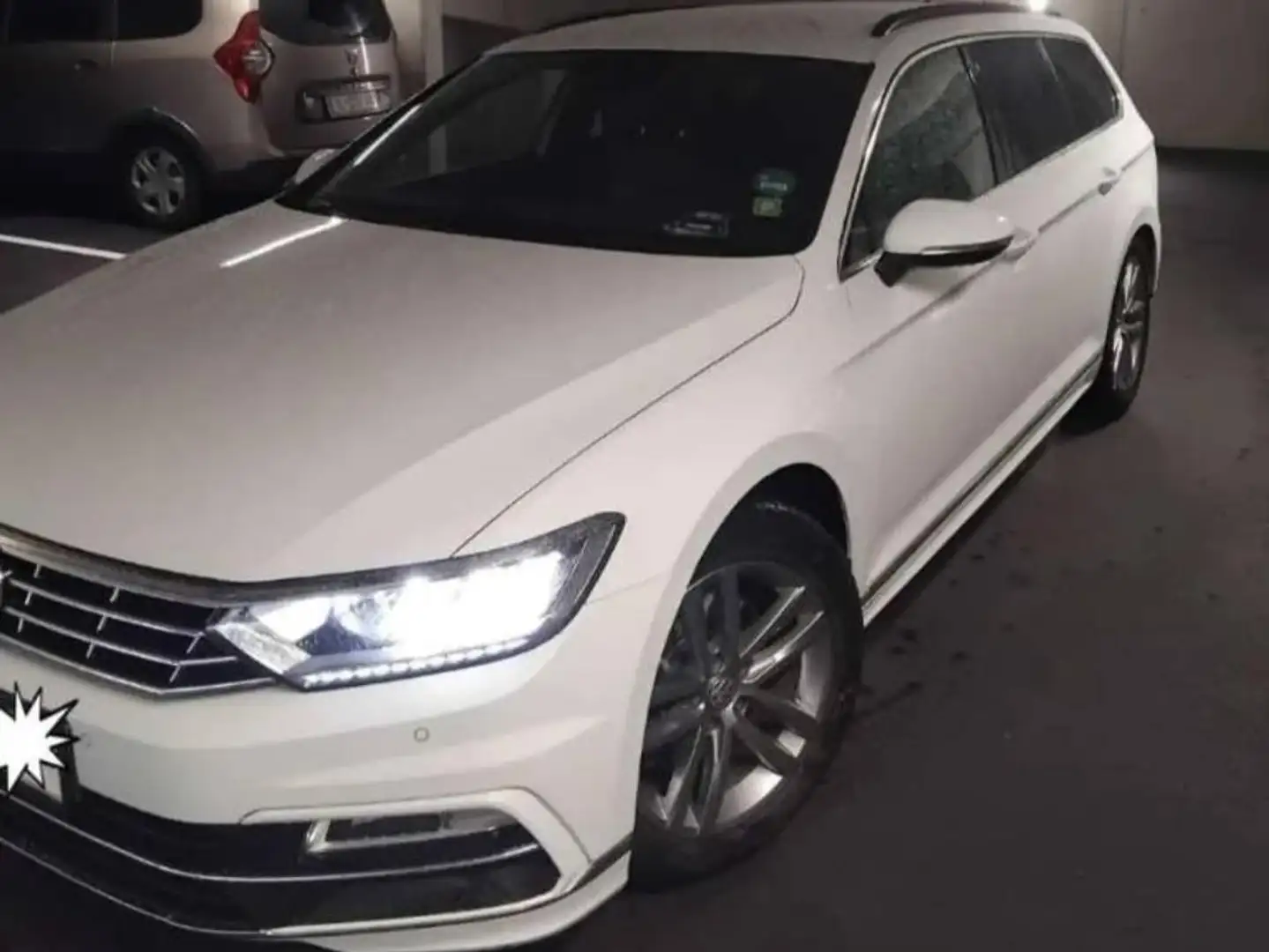 Volkswagen Passat Variant Passat Variant Comfortline 1,6 TDI Comfortline Weiß - 1