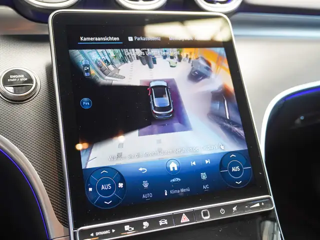 Mercedes-Benz C-Class view 28