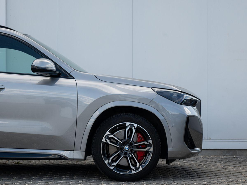 BMW X1 sDrive20i M-Sport PRO AHK PANO ACC HuD eSitze — photo 5