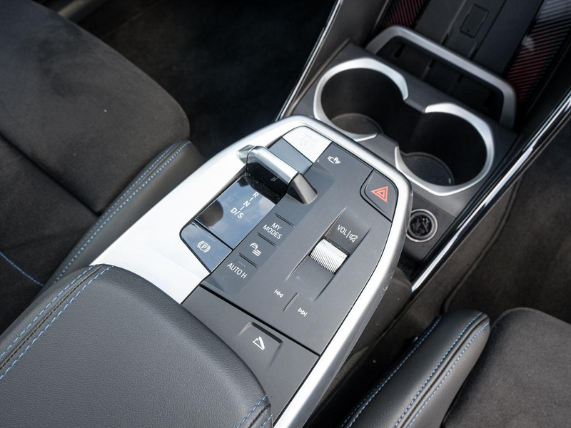 BMW X1 sDrive20i M-Sport PRO AHK PANO ACC HuD eSitze — photo 15